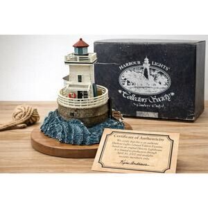Harbour Lights Cold Spring Harbor NY #533 2001 Society Exclusive w COA Box